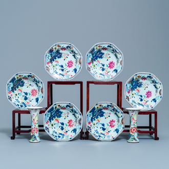 A pair of Chinese famille rose 'tobacco leaf' vases and six 'pseudo tobacco leaf' plates, Qianlong