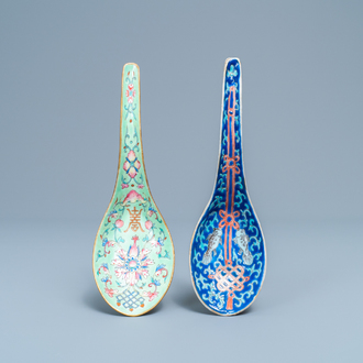 Two Chinese famille rose blue- and lime green-ground spoons, Tongzhi mark and of the period