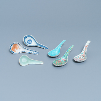Six various Chinese porcelain spoons, 19/20th C.