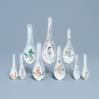 Nine Chinese famille rose and qianjiang cai spoons with figures, 19/20th C.