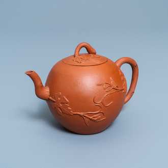 A Chinese Yixing stoneware teapot and cover, Kangxi