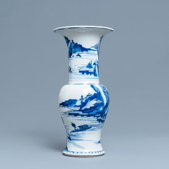 Un vase de forme yenyen en porcelaine de Chine en bleu et blanc à décor d'un paysage fluvial, Kangxi