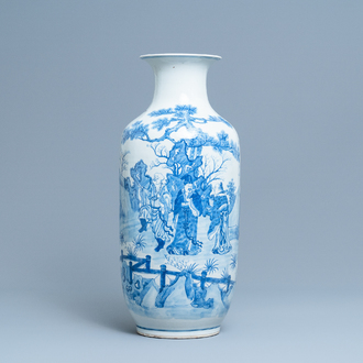 Een Chinese blauw-witte vaas met verhalend decor, Kangxi merk, 19e eeuw