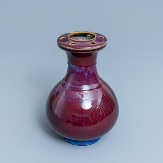 A Chinese flambé-glazed 'lotus pod-mouth' vase, 18/19th C.