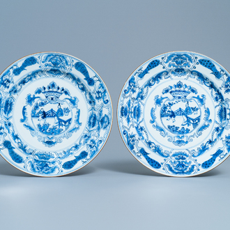 Two Chinese blue and white crowned medallion chargers, Kangxi