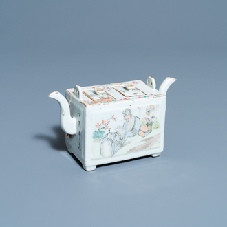 A rare Chinese rectangular qianjiang cai double teapot with covers, 19/20th C.