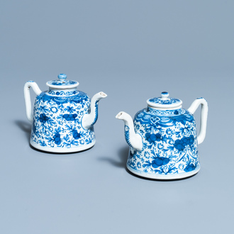 A pair of Chinese blue and white teapots and covers, Qianlong/Jiaqing