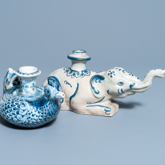 Un kendi en forme de canard en porcelaine de Chine en bleu et blanc et un vietnamien en forme d'éléphant, Ming et 19ème