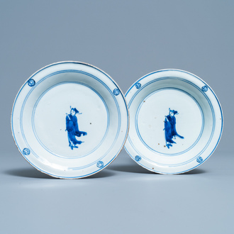 A pair of Chinese blue and white ko-sometsuke plates with scholars for the Japanese market, Tianqi