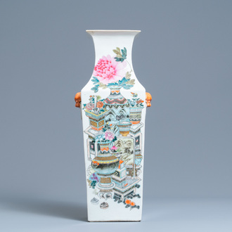 A square Chinese qianjiang cai 'antiquities' vase, 19th C.