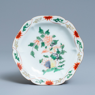 A Chinese wucai ko-aka-e plate for the Japanese market, Transitional period