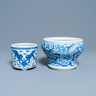 Two Chinese blue and white censers, 19th C.