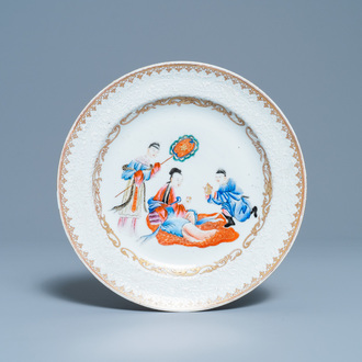 A Chinese famille rose bianco sopra bianco plate, Qianlong