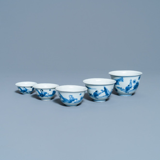 Five Chinese blue and white nesting bowls, Chenghua mark, Transitional period