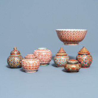 Six Chinese Thai market Bencharong jars and a bowl, 19th C.