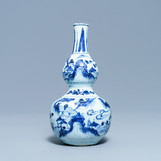 A Chinese blue and white double gourd vase, Wanli