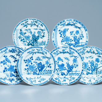 Six plats en porcelaine de Chine en bleu et blanc, Yongzheng/Qianlong
