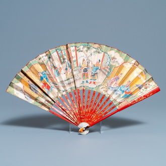 A Chinese painted paper and lacquered wood fan, 18/19th C.