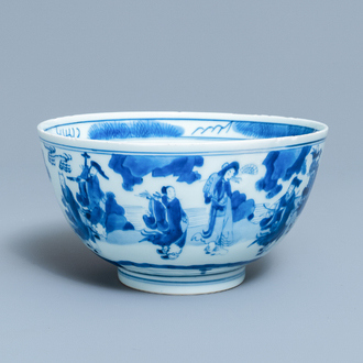 Un bol en porcelaine de Chine en bleu et blanc à décor d'immortels, Kangxi