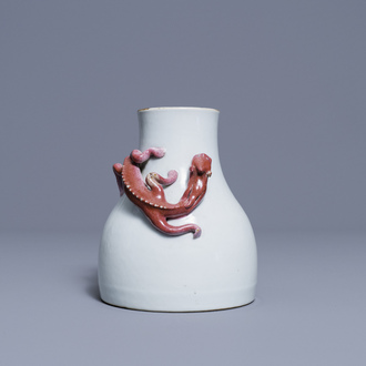 A Chinese famille rose vase with an applied dragon, Yongzheng mark, 19/20th C.