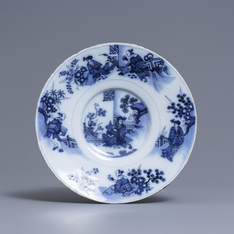 Een blauw-witte Delftse chinoiserie schotel, eind 17e eeuw