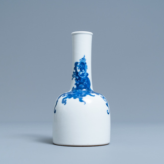 A Chinese blue and white mallet 'phoenix' vase, Kangxi mark, 19/20th C.