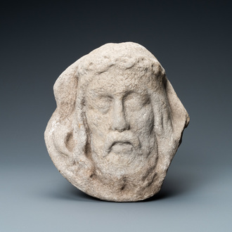 A marble medallion depicting the head of Christ, prob. Italy, 15/16th C.