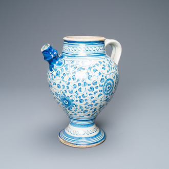 A blue and white Antwerp maiolica 'a foglie' wet drug jar, mid 16th C.