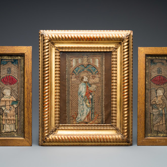 Drie kazuifelfragmenten in linnen met zijde- en zilverdraad met Sint-Agricola van Bologna, Sint-Leonhard en Sint-Thomas, vroeg 16e eeuw