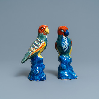A pair of polychrome Dutch Delft models of parrots, 18th C.