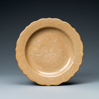 A Chinese ge-type crackle-glazed light brown-ground dish, Qianlong