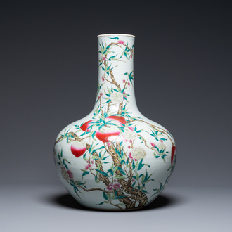 A Chinese famille rose 'tianqiu ping' 'nine peaches' vase, Qianlong mark, 19th C.