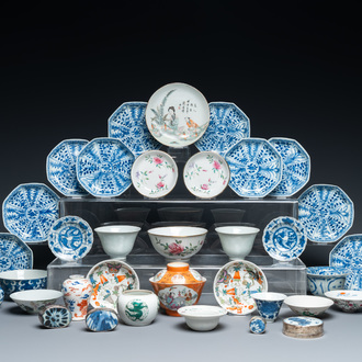 Een uitgebreide en diverse collectie Chinees porselein, Kangxi en later