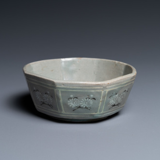 A Korean inlaid celadon-glazed octagonal brush washer, probably Goryeo, 14/15th C.