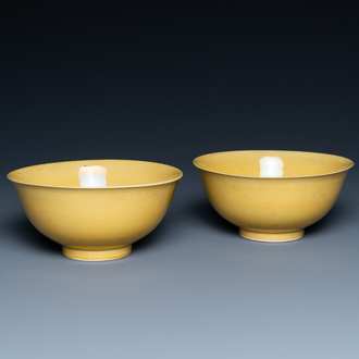 A pair of Chinese monochrome yellow bowls, Yongzheng mark, 19th C.