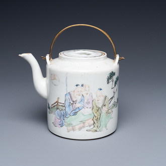 A Chinese qianjiang cai teapot signed Liu Shuntai, Republic