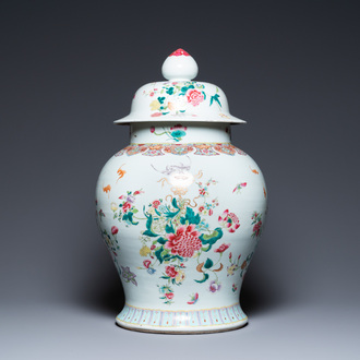 A large Chinese famille rose vase and cover, 19th C.