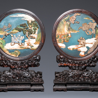 A pair of Chinese wooden table screens with soapstone- and bone-embellished medallions, 18/19th C.