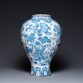 An exceptionally large blue and white baluster vase with naturalistic design, Delft or Frankfurt, late 17th C.