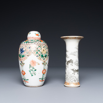 Une jarre couverte en porcelaine de Chine famille verte et un vase en grisaille et doré, Kangxi et Yongzheng