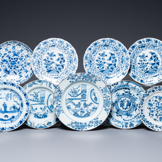 Neuf assiettes et plats en porcelaine de Chine en bleu et blanc, Kangxi/Qianlong