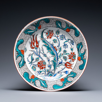 An Iznik-style porcelain dish, Samson, Paris, France, 19th C.