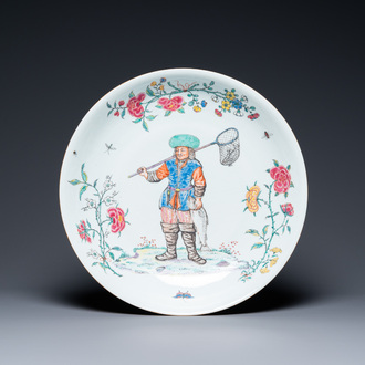 Un plat en porcelaine de Chine surdécoré aux Pays-Bas à décor d'un pêcheur, Yongzheng/Qianlong