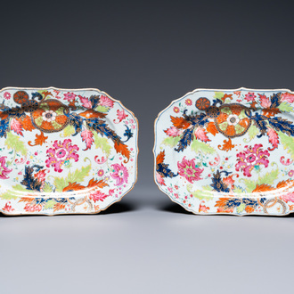 A pair of Chinese  famille rose 'pseudo tobacco leaf' octagonal dishes, Qianlong