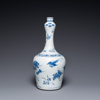 A Chinese blue and white 'Hatcher cargo' bottle vase, Transitional period