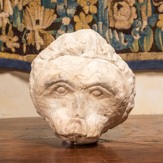 Une tête de singe en marbre, Italie, 16ème