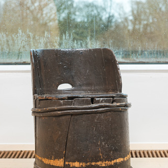 A tree trunk chair or 'Kubbestol', Scandinavia, 19/20th C.