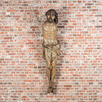 Grand Christ en bois sculpté et polychromé, Italie, 16ème