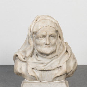 A marble bust of a lady, 17/18th C.