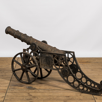 A cast iron model of a cannon, 19th C.